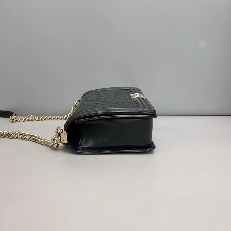 #大全配🈶購證 #近新閒置 香奈兒黑金leboy28 #櫃上漲到2️⃣8️⃣萬-4