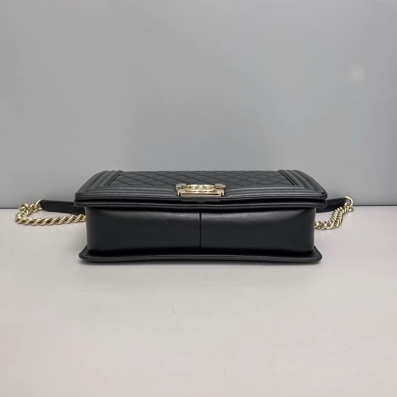 #大全配🈶購證 #近新閒置 香奈兒黑金leboy28 #櫃上漲到2️⃣8️⃣萬-5