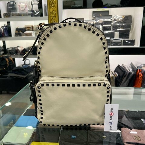 東區正精品㊣VALENTINO GARAVANI 黑色拚白色小牛皮鉚釘雙層拉鍊後背包 RZ4807