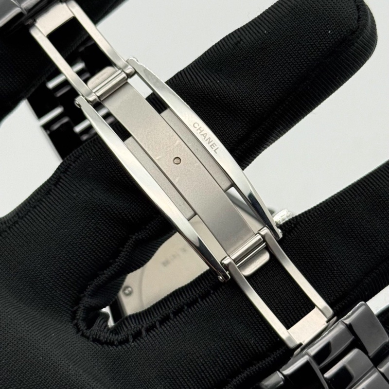 #專櫃近4️⃣0️⃣萬 #配件齊 香奈兒黑色J12 38mm滿鑽自動機械錶-19