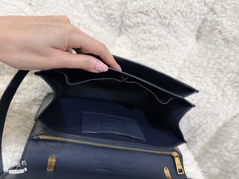 coach 肩背包Alie 23經典單肩手袋-30