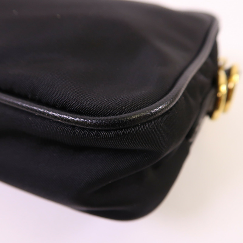 PRADA 尼龍Shoulder Bag金扣肩背袋-11