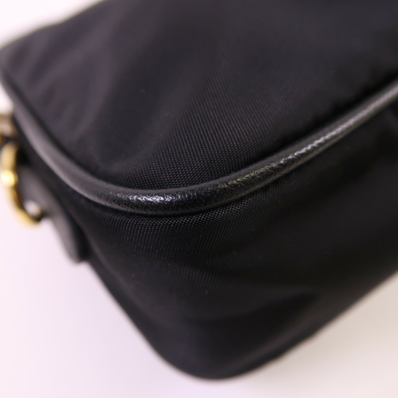 PRADA 尼龍Shoulder Bag金扣肩背袋-12