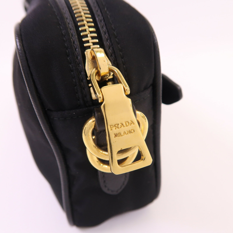 PRADA 尼龍Shoulder Bag金扣肩背袋-13