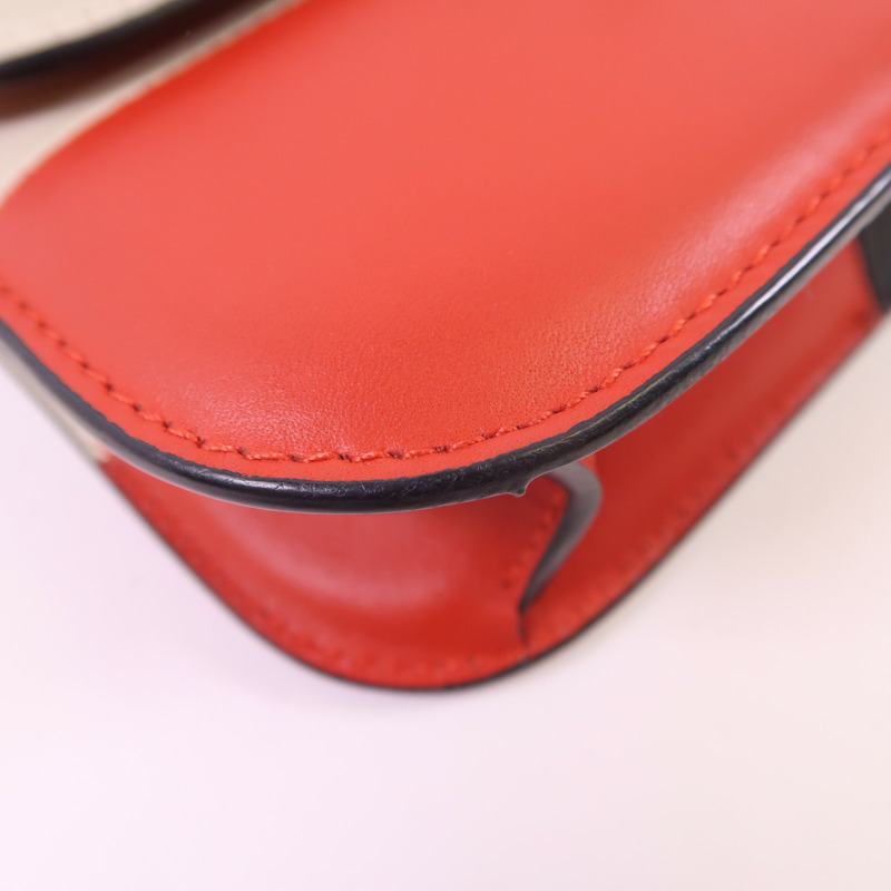 Valentino 牛皮皮革Garavani Glam Lock金扣鏈帶肩背袋-9