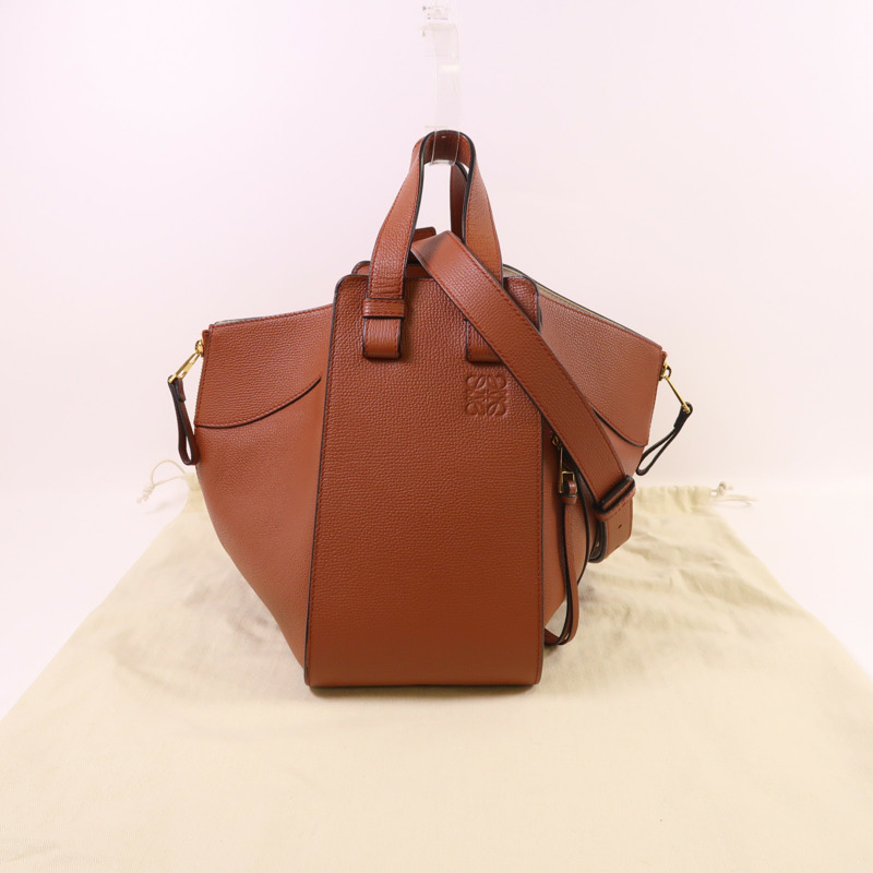 LOEWE 牛皮皮革Hammock Small金扣手挽肩背兩用袋-8