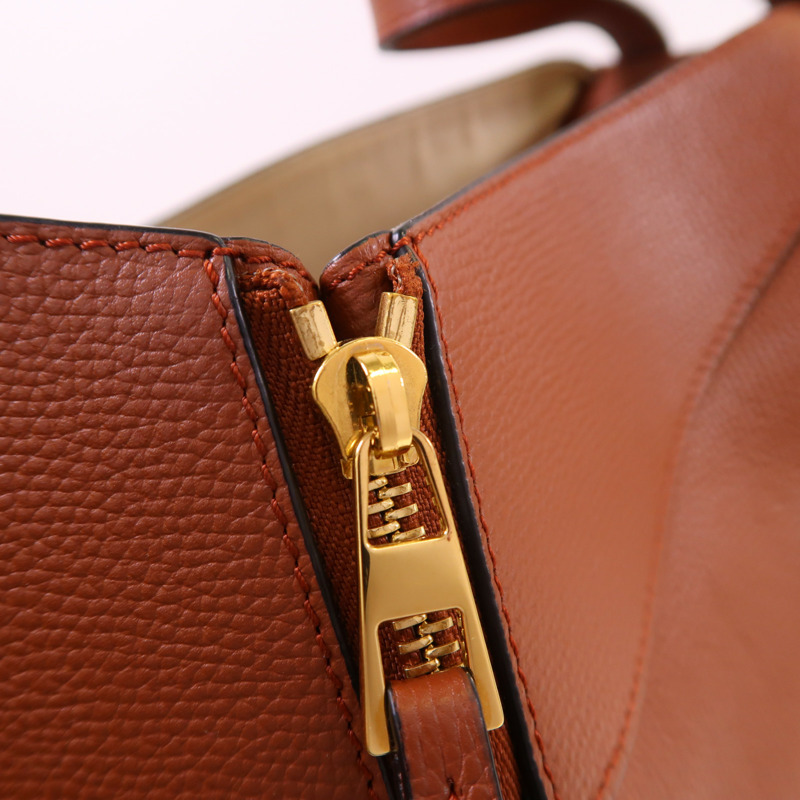 LOEWE 牛皮皮革Hammock Small金扣手挽肩背兩用袋-13