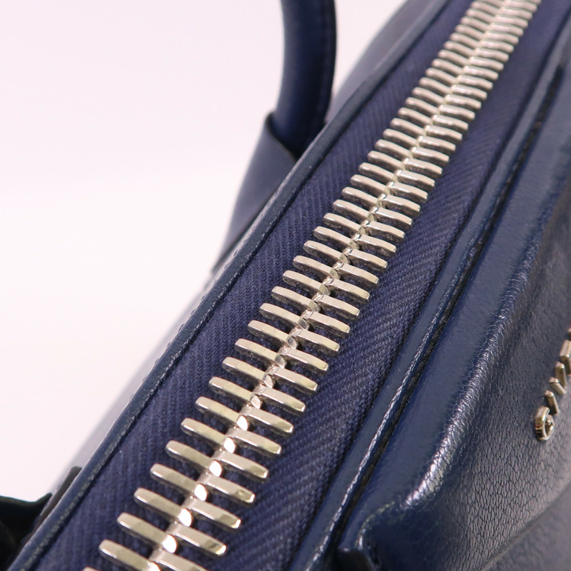 GIVENCHY 牛皮皮革Antigona Small銀扣手挽肩背兩用袋-14