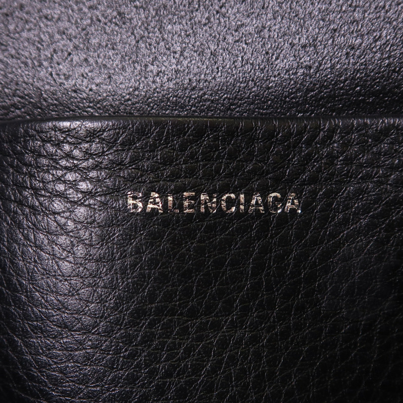 BALENCIAGA 牛皮皮革Everyday Camera Bag銀扣肩背袋-5