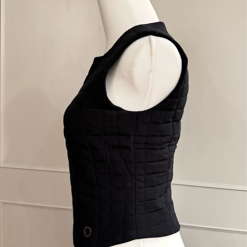 《新歡舊愛》正品CHANEL黑色巧克力紋鋪棉背心上衣36/S-1