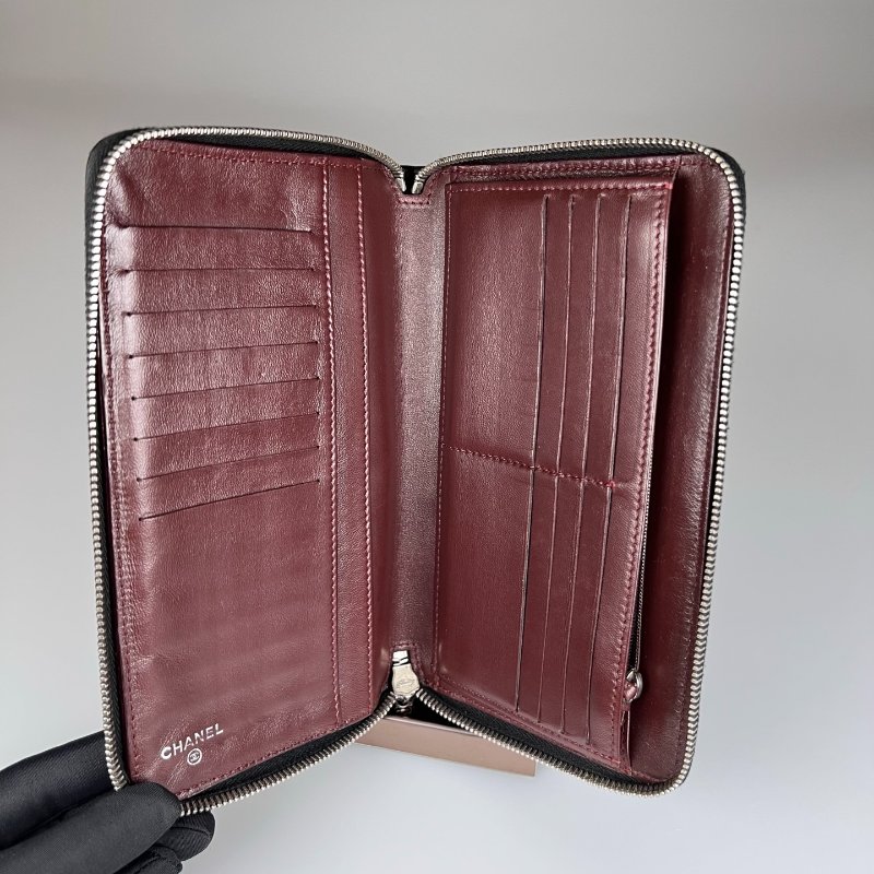 CHANEL 菱格紋ㄇ拉萬用夾 黑銀 15開-5