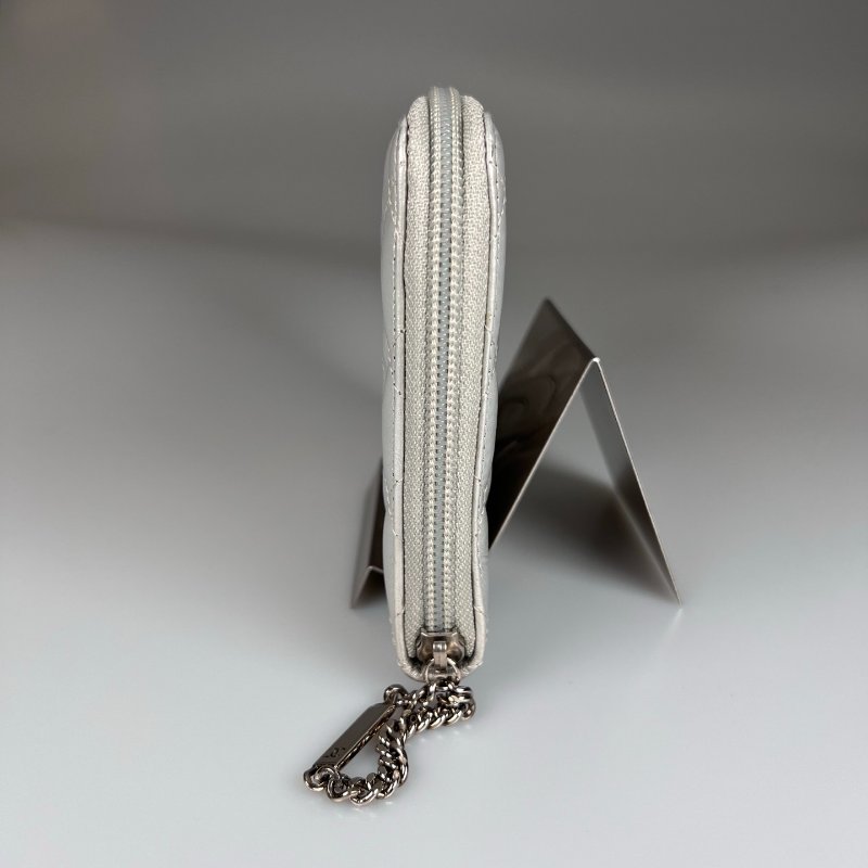 CHANEL 菱格紋萬用夾 銀色 12開-2