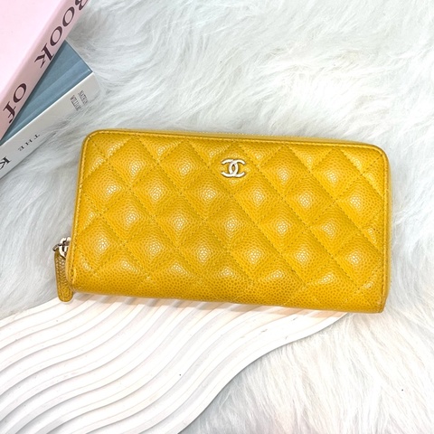 CHANEL 黃荔枝ㄇ拉長夾 25開