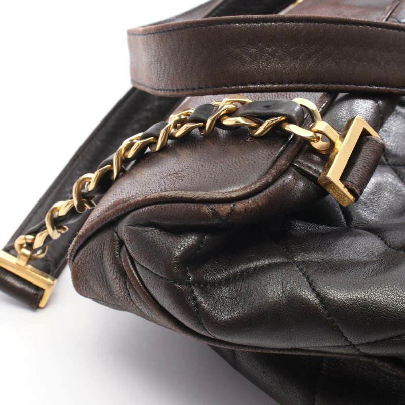 香奈兒 (CHANEL) 絎縫鏈條雙肩包，黑色皮革，金色五金，二手，女士 Coco CC-7