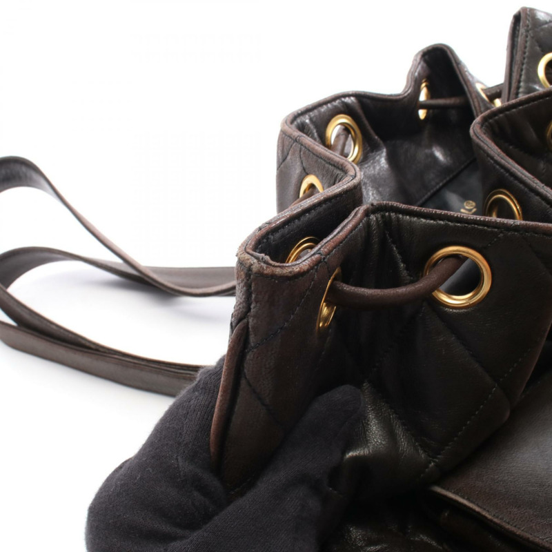 香奈兒 (CHANEL) 絎縫鏈條雙肩包，黑色皮革，金色五金，二手，女士 Coco CC-12