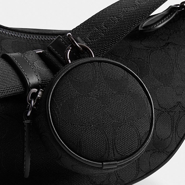 Coach 男士 HALL 標誌性提花軟質斜挎包均碼碼29.5cm*9.5cm*15.5cm-4