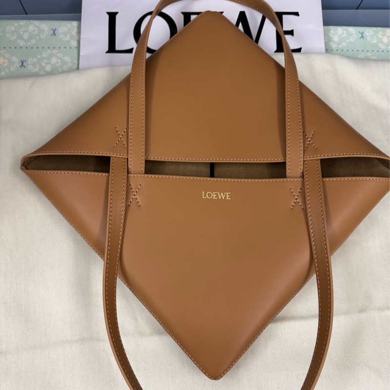 LOEWE中型摺疊包-3