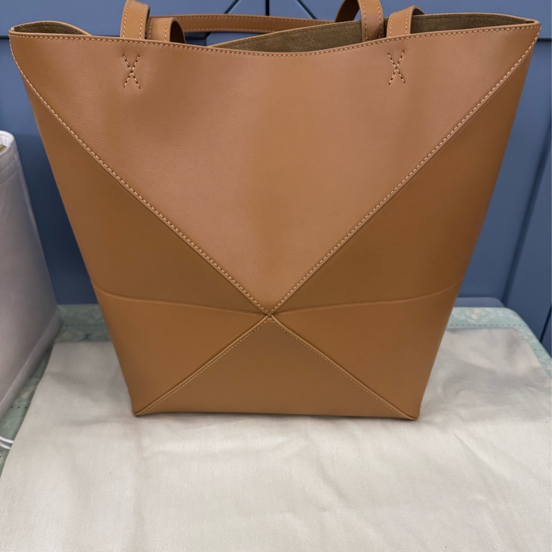 LOEWE中型摺疊包-8