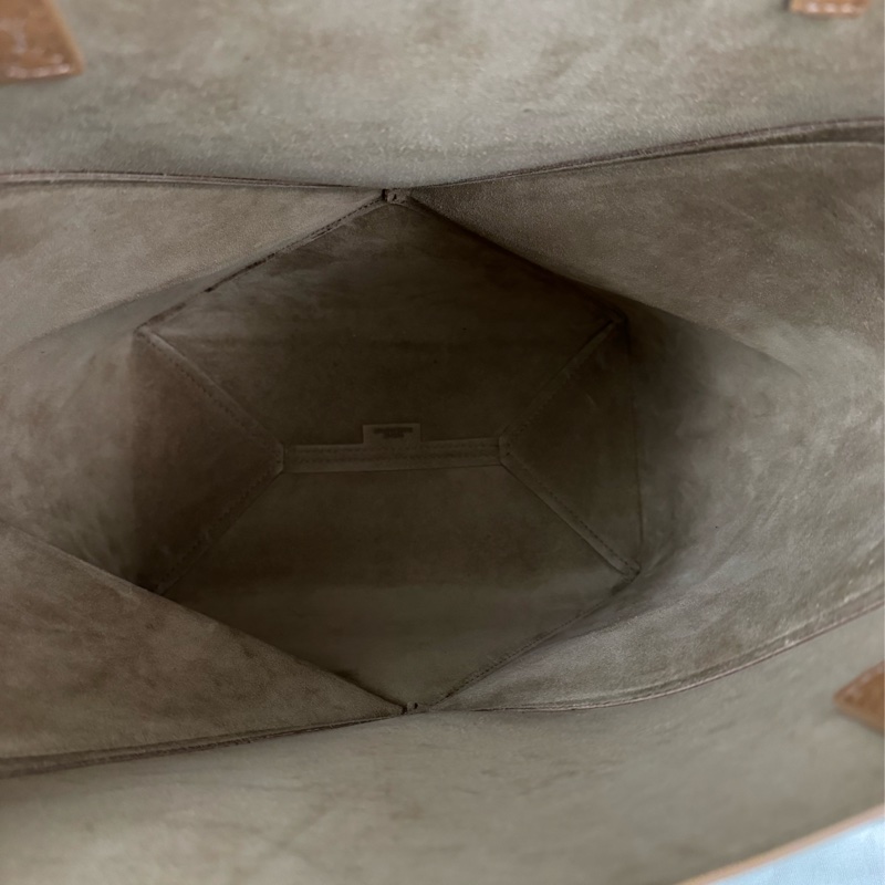 LOEWE中型摺疊包-20