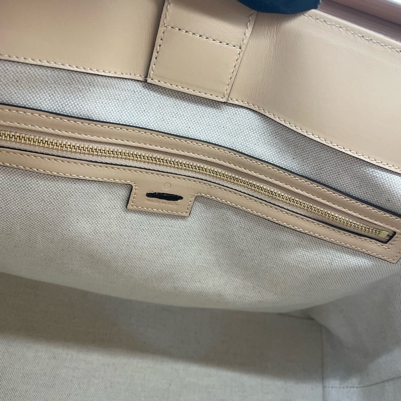 Gucci古驰Horsebit 1955系列托特包，杏色压纹皮革配金色五金-11