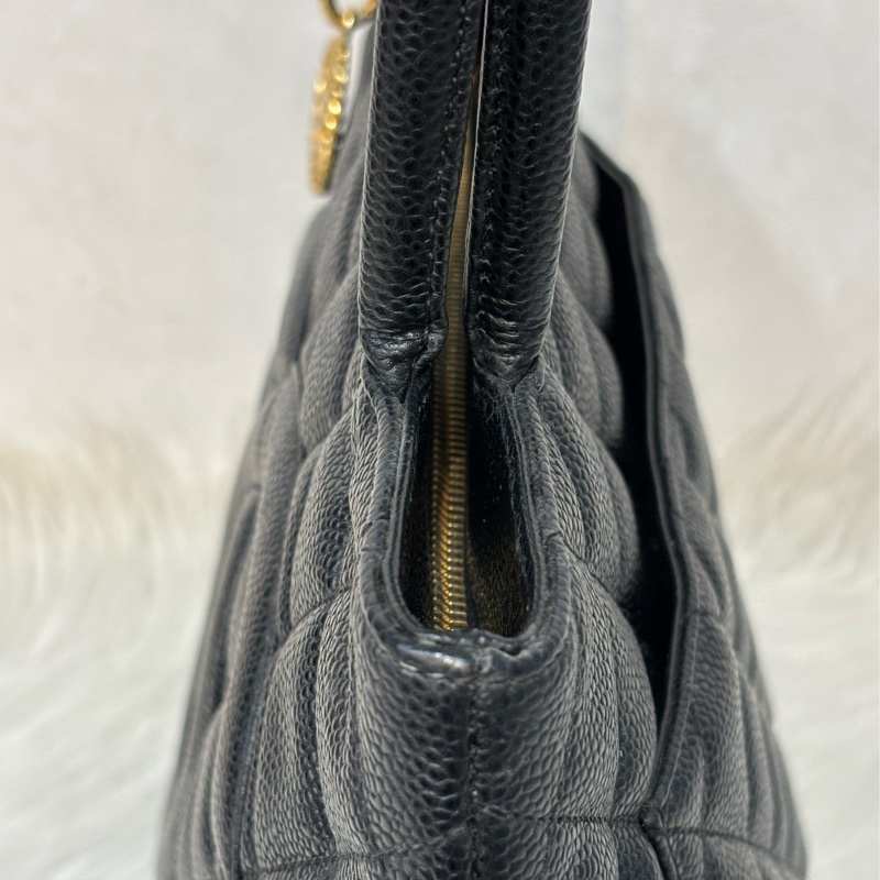 Chanel 1804 GST BOOKTOTE 黑色荔枝皮 金幣包 肩背包 手提包 托特包-4