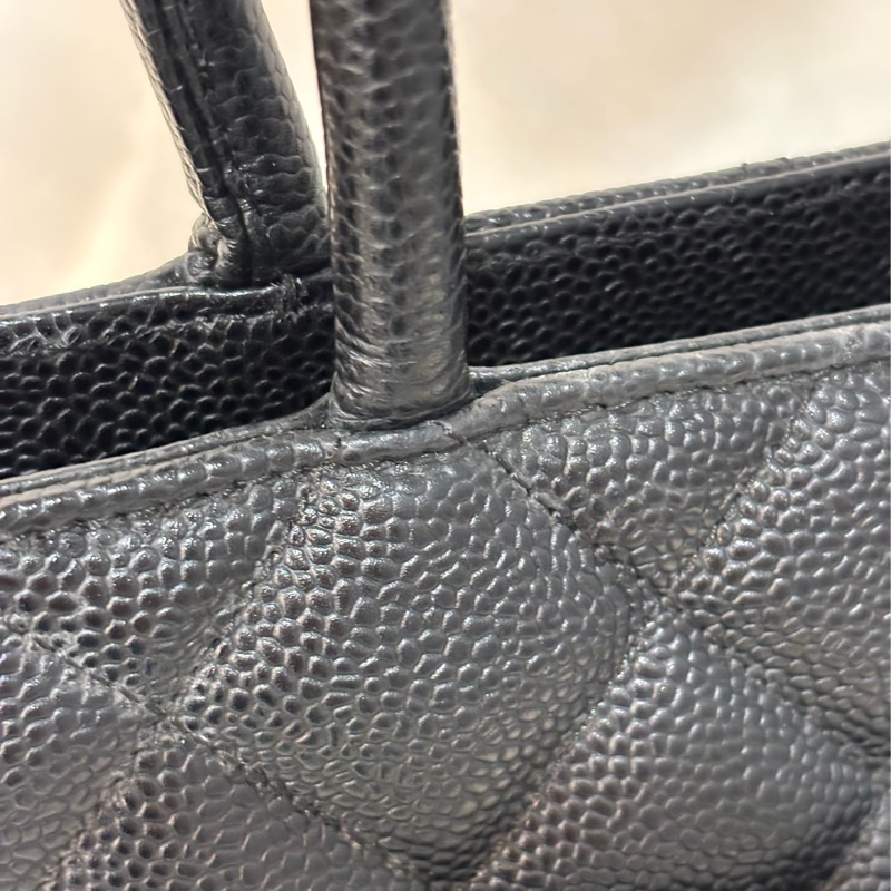 Chanel 1804 GST BOOKTOTE 黑色荔枝皮 金幣包 肩背包 手提包 托特包-58
