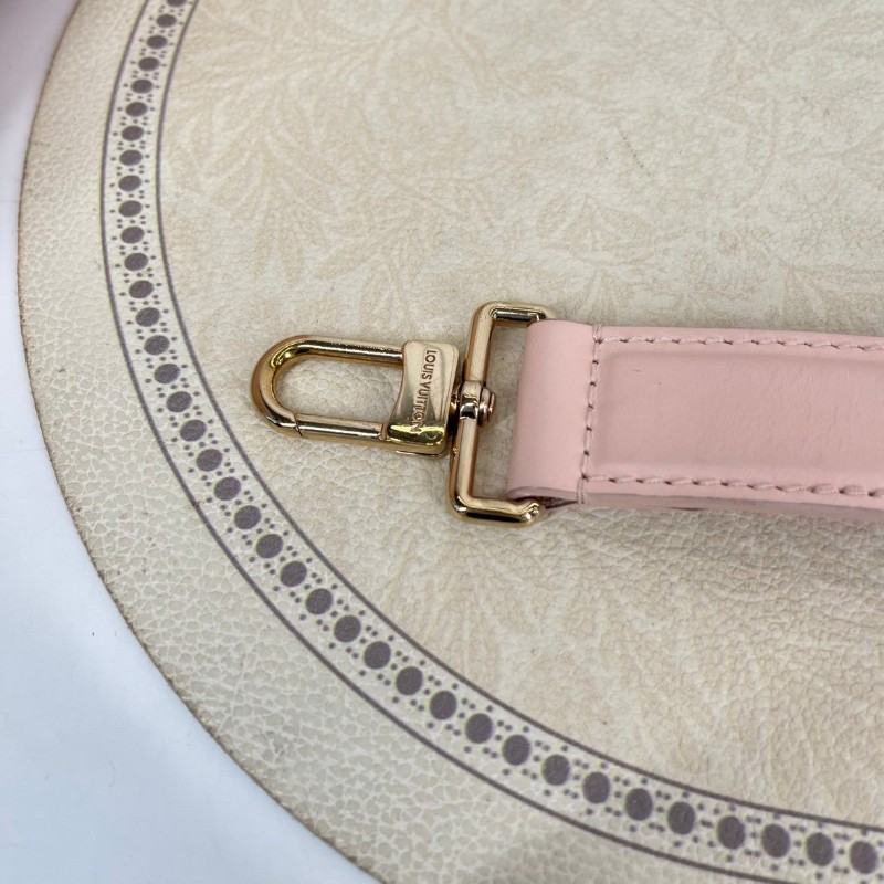 LV路易威登  芯片款 谷愛凌小號 SIDE TRUNK 可拆卸可調節肩帶S-Lock 鎖扣軟盒子 牛皮革 斜挎單肩包手提包 小號 女款 粉紅色-26