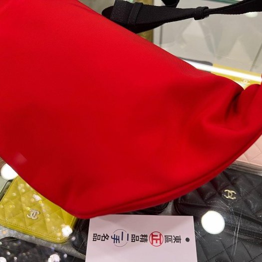 東區正精品㊣BALENCIAGA 紅色帆布貼布拉鍊胸口包斜背包肩背包腰包 RA1696-6