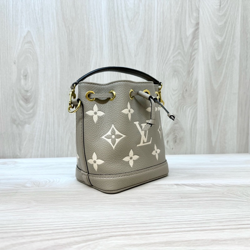LV斑鳩灰牛皮壓紋Nano Noe水桶包/M46291-3