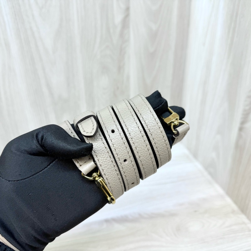 LV斑鳩灰牛皮壓紋Nano Noe水桶包/M46291-10