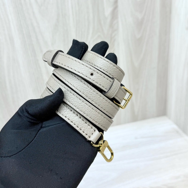 LV斑鳩灰牛皮壓紋Nano Noe水桶包/M46291-11