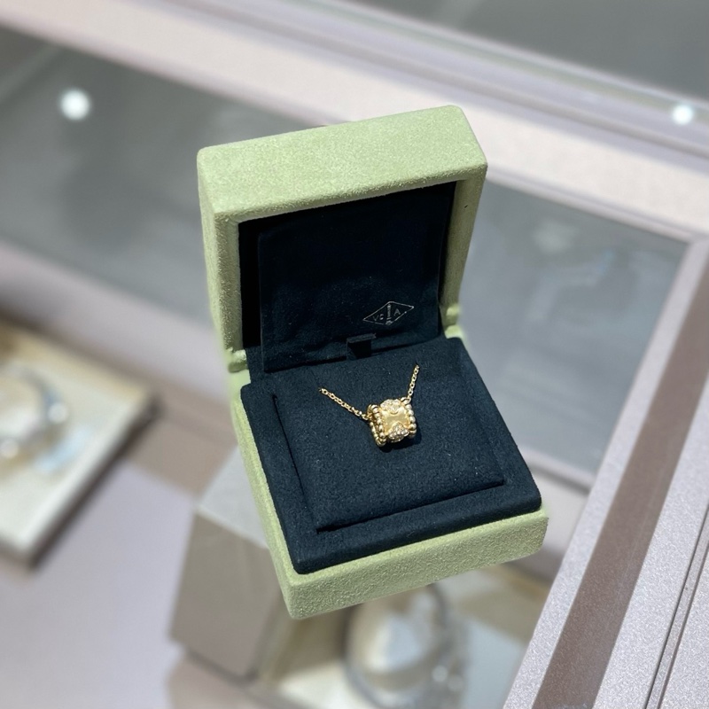 梵克雅宝VCA Perlée clovers吊坠 万花筒项链-3