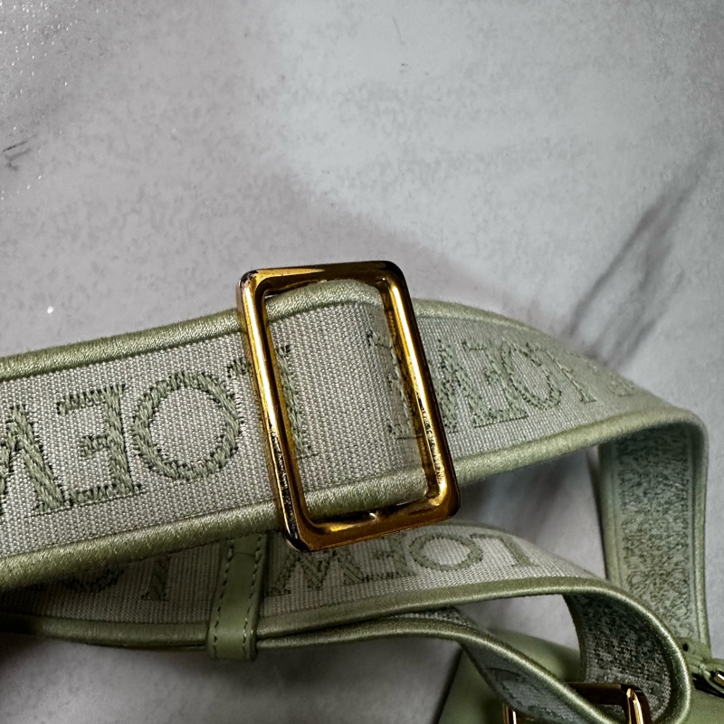 LOEWE Amazona 16 方形手提肩背包-12