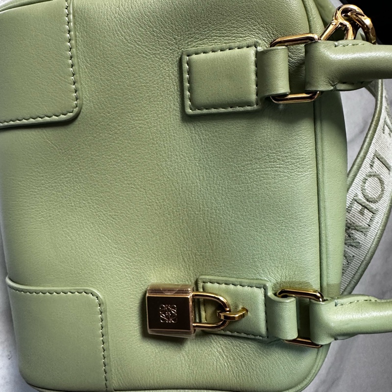 LOEWE Amazona 16 方形手提肩背包-14