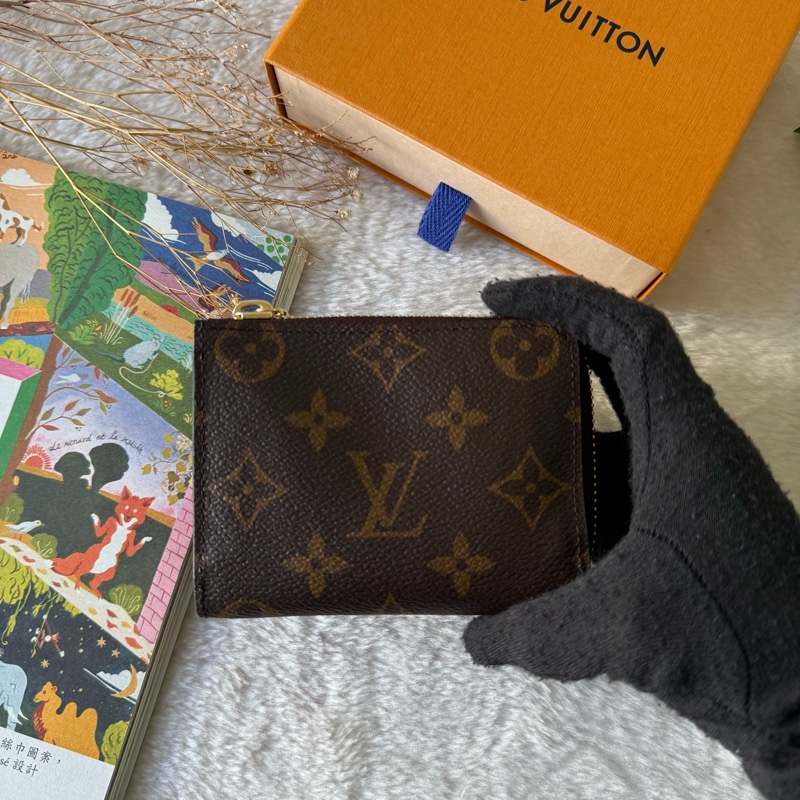 *日本限定* Noa Monogram 塗層帆布拉鍊短夾(粉色)-1