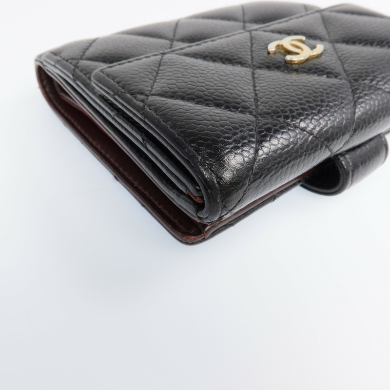 CHANEL 牛皮皮革Fold Wallet金扣錢包-8