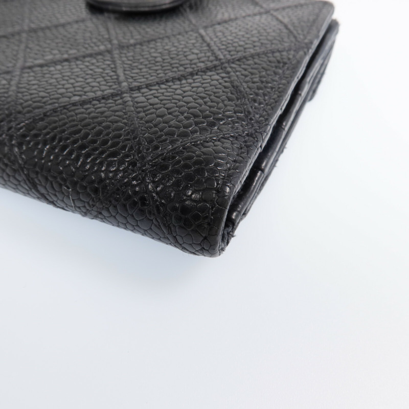 CHANEL 牛皮皮革Fold Wallet金扣錢包-6