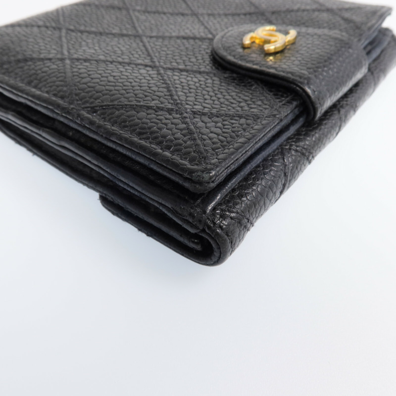 CHANEL 牛皮皮革Fold Wallet金扣錢包-8