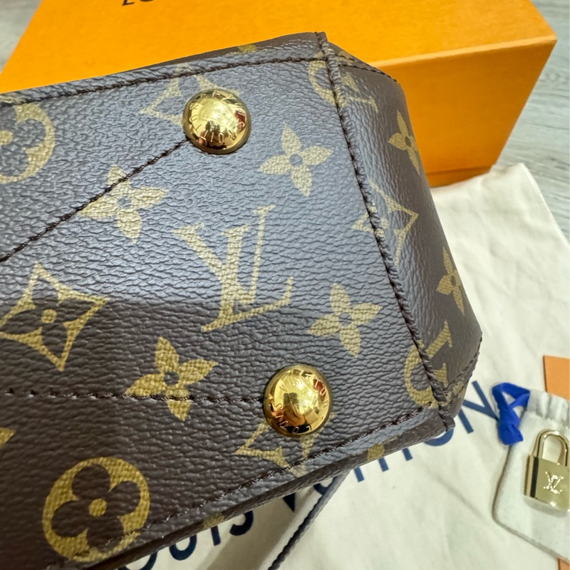 Lv 蒙田 BB 包-2