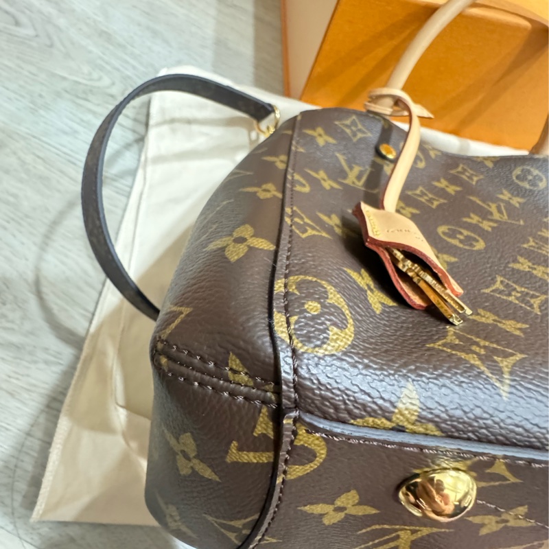 Lv 蒙田 BB 包-12