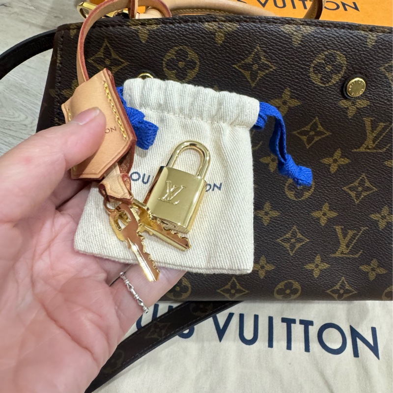 Lv 蒙田 BB 包-22