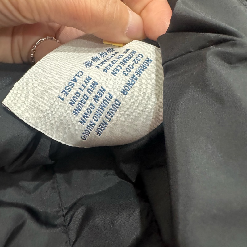 Moncler 羽絨外套-4