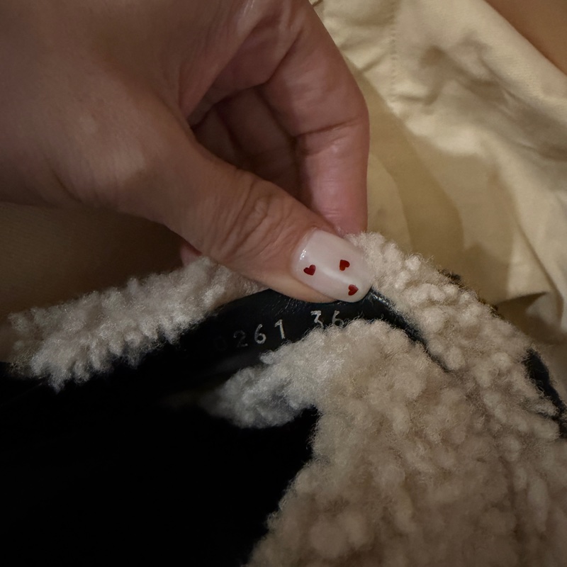 Lv 毛毛經典款 涼鞋-14