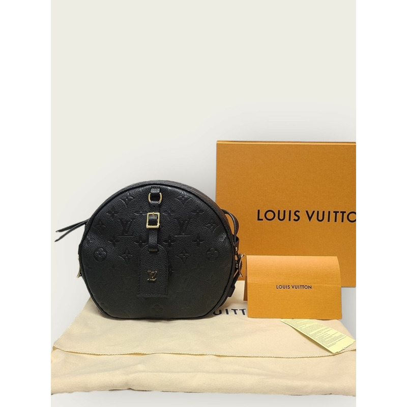 【包稅】LOUIS VUITTON 黑色 Empreinte Bois de Chapo Soufflet 肩背包-6