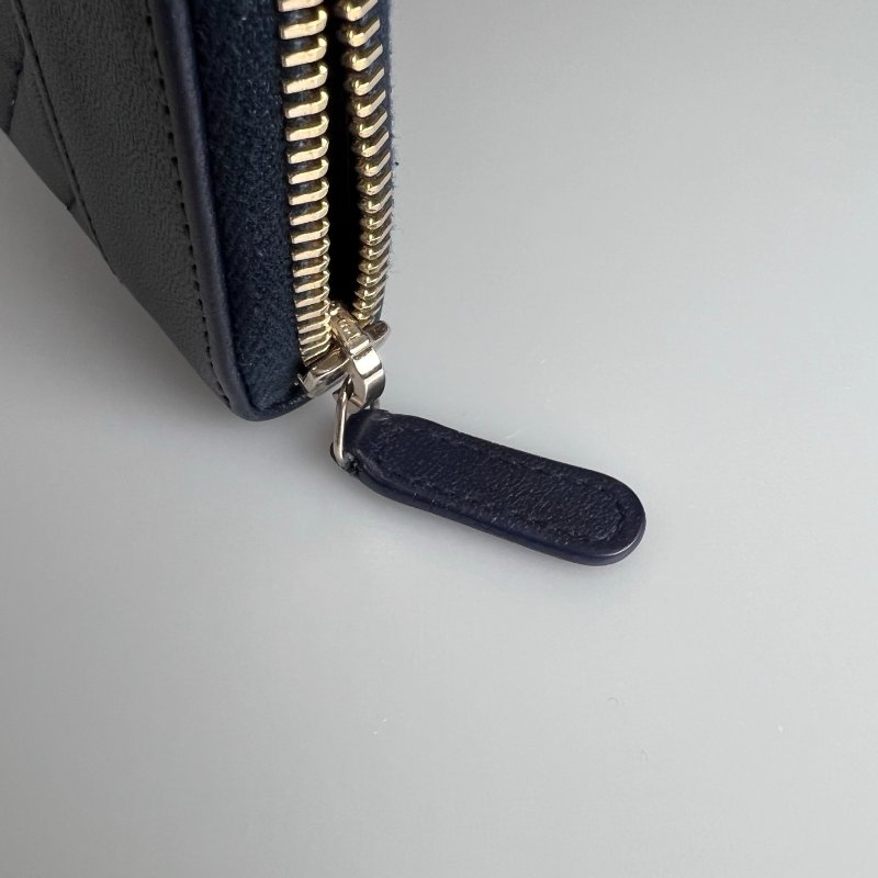 CHANEL 山形紋ㄇ拉長夾 羊皮 海軍藍 24開-5