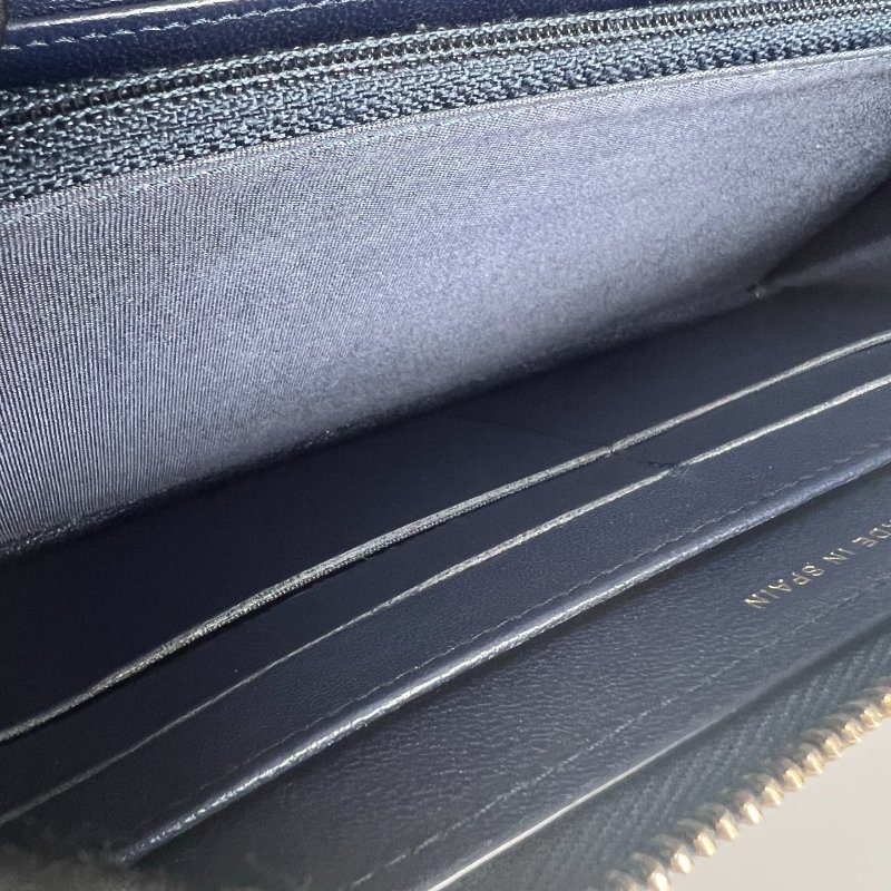 CHANEL 山形紋ㄇ拉長夾 羊皮 海軍藍 24開-9