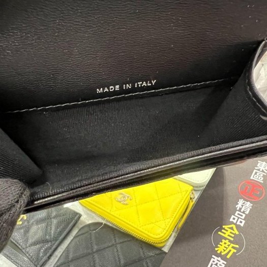 東區正精品㊣CHANEL AP0214 SO BLACK 全新香奈兒黑色羊皮黑釦釦子卡片夾零錢包 RZ4666-4