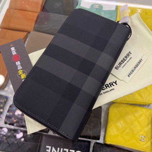 東區正精品㊣BURBERRY 8070254 全新黑灰色格紋黑字ㄇ字拉鍊長夾皮夾 RZ5495-3