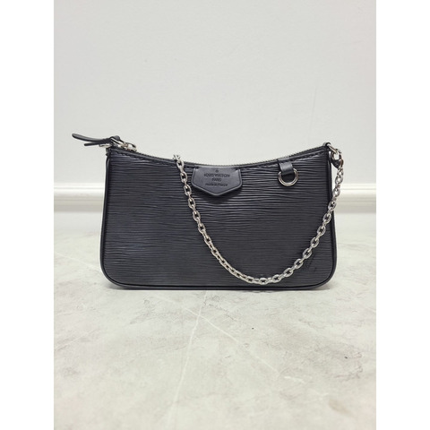 【包稅】LOUIS VUITTON 黑色 Epi Easy 肩帶收納袋