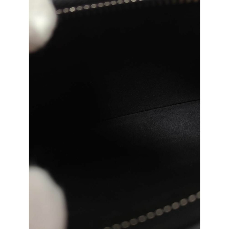 【包稅】LOUIS VUITTON 黑色 Epi Easy 肩帶收納袋-3